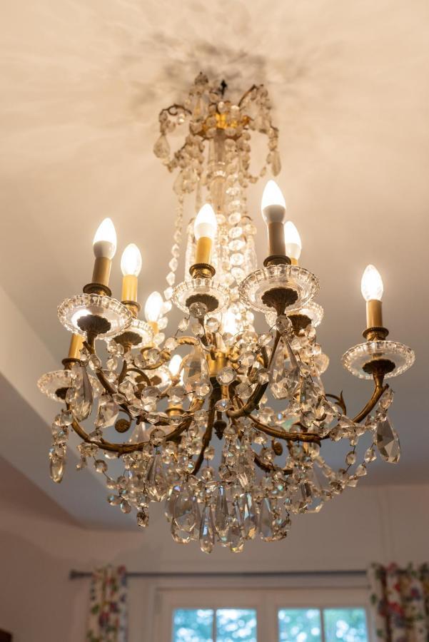 Bed and Breakfast Le Manoir Des Breholles Goustranville Exterior foto