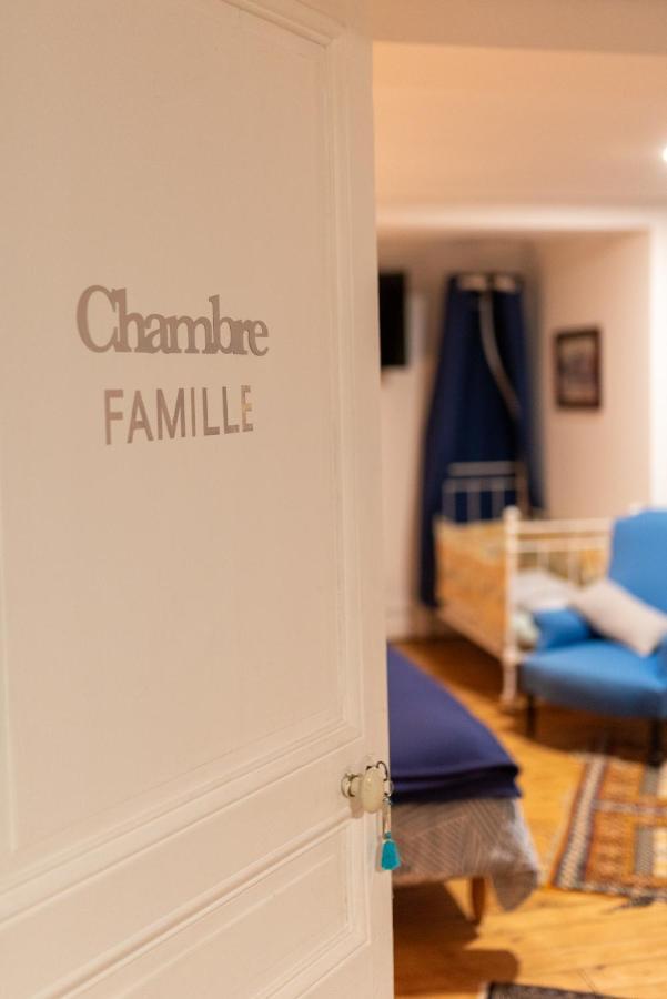 Bed and Breakfast Le Manoir Des Breholles Goustranville Exterior foto